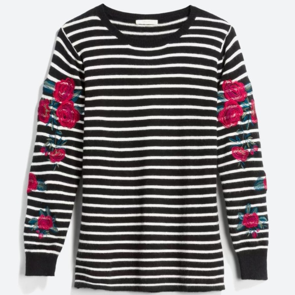 Les Lis Amina Embroidered Sleeve Pullover Sweater (L) - in great condition! - Picture 1 of 2